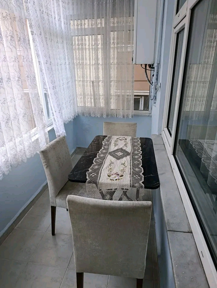 3 bedrooms + living room,