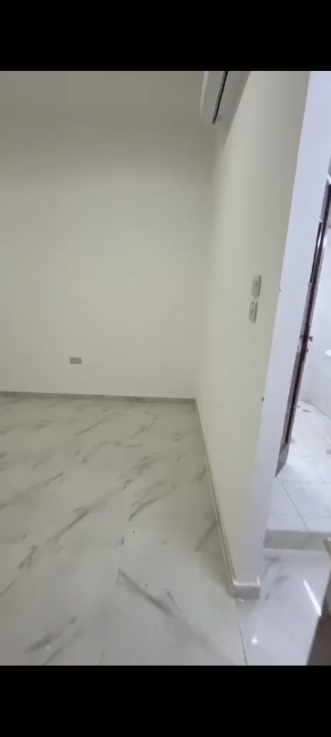 Studio apartment, first occupancy, monthly rent