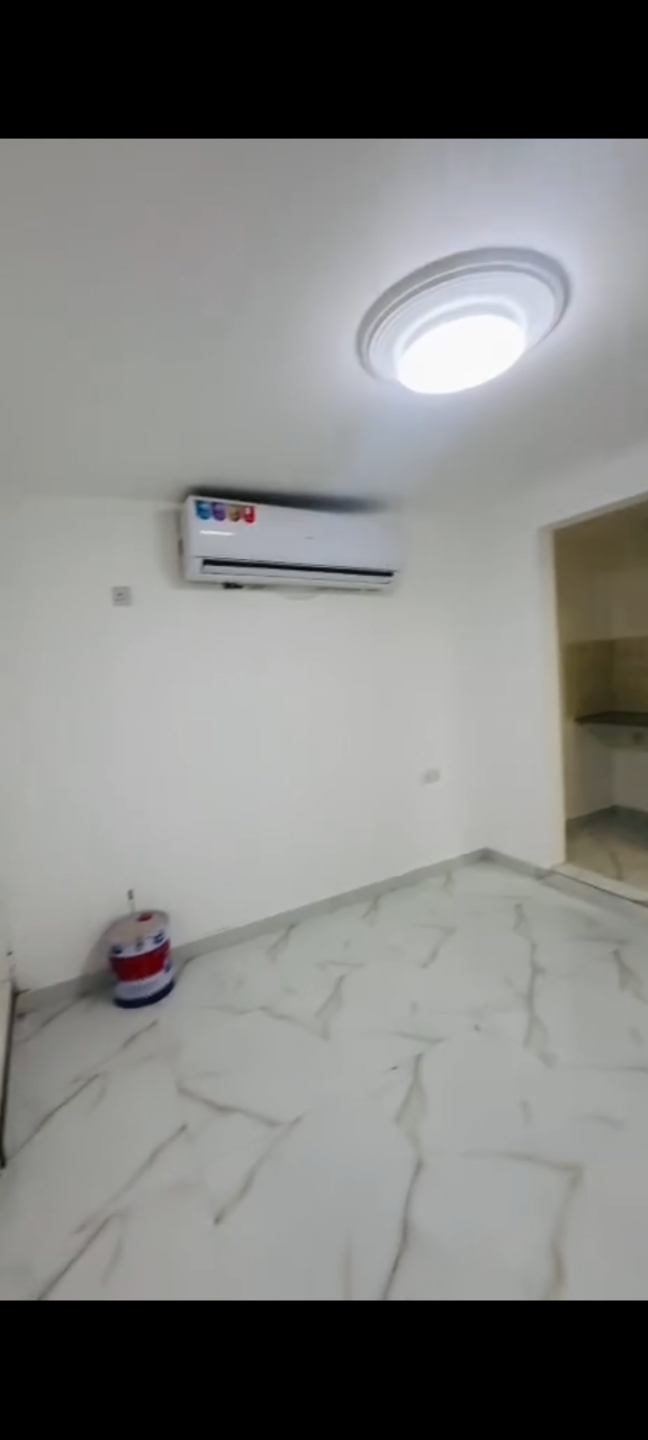 Unfurnished studio in Al Mushrif