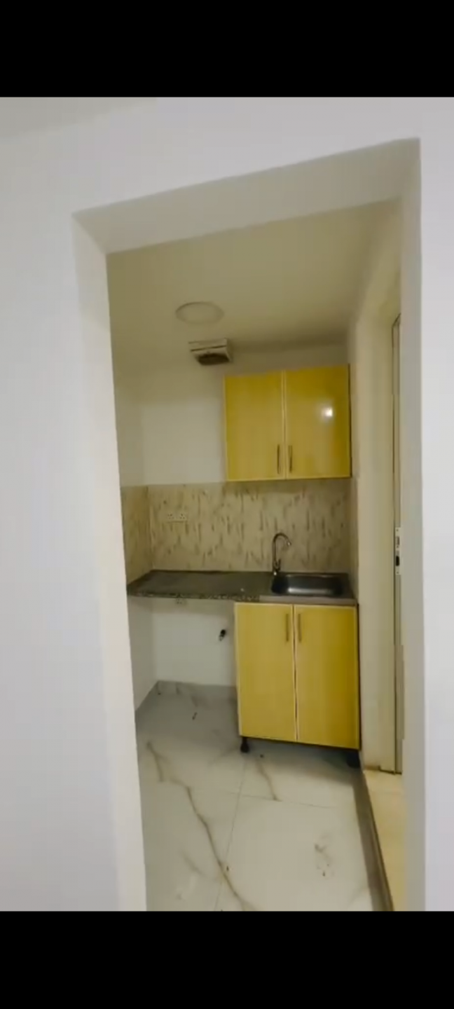 Unfurnished studio in Al Mushrif