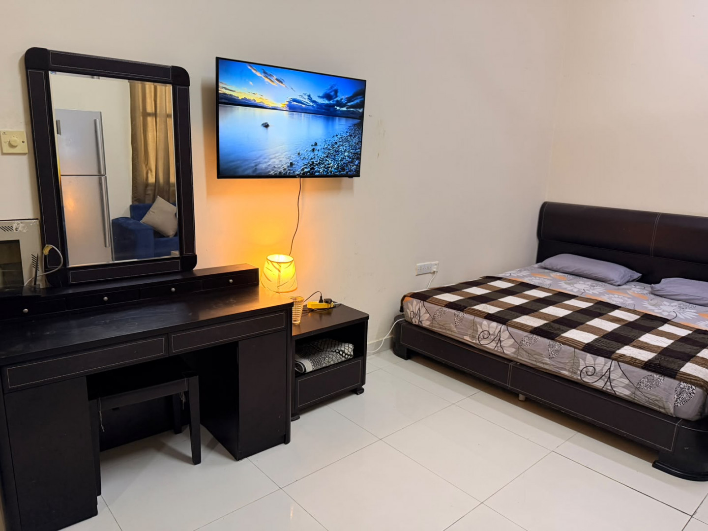 Studio for monthly rent