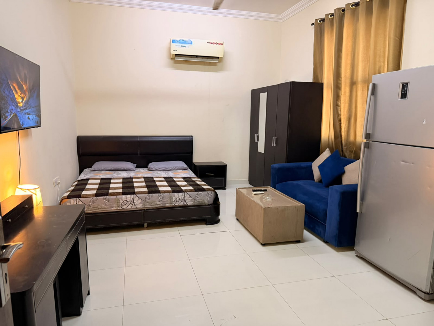 Studio for monthly rent