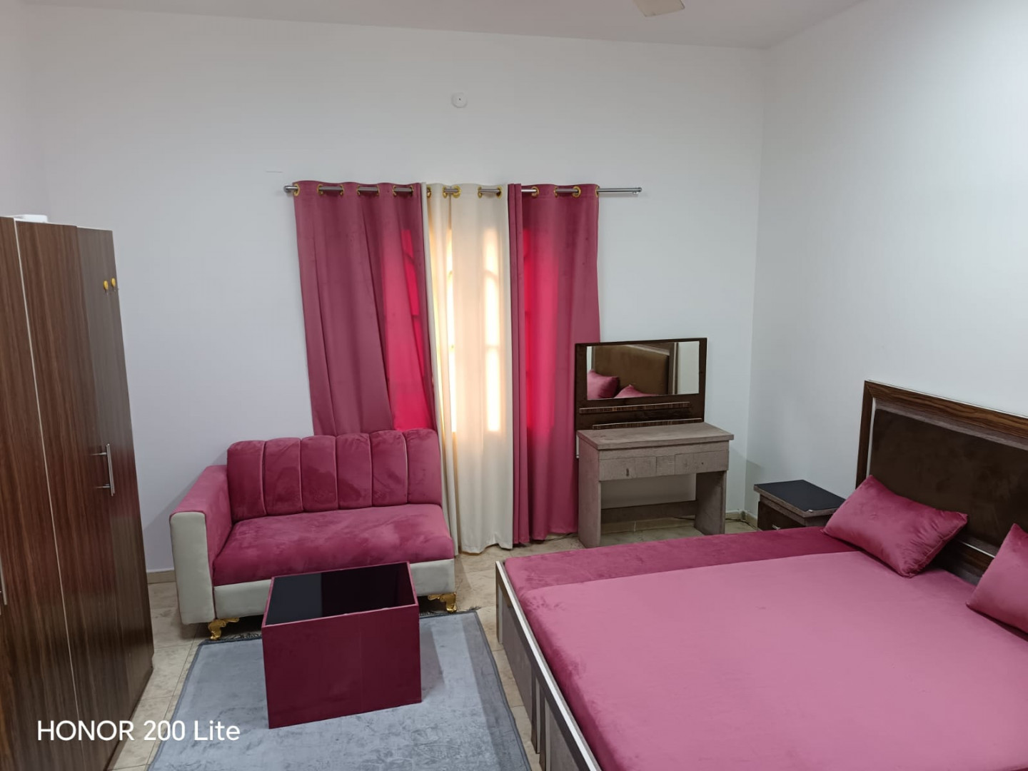 furnished studio