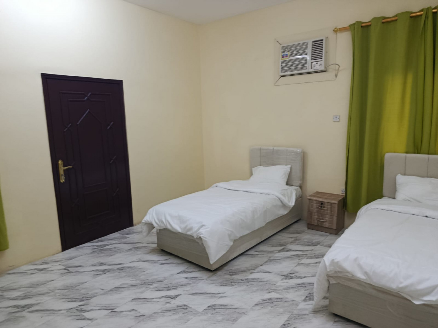 Furnished shared studio