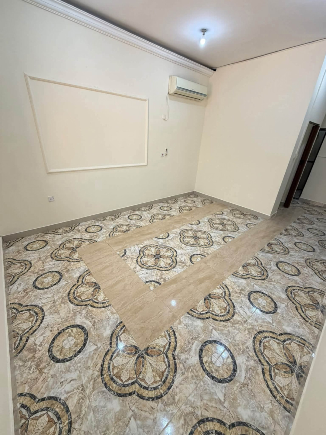 Spacious ground floor studio in Al Maamoura