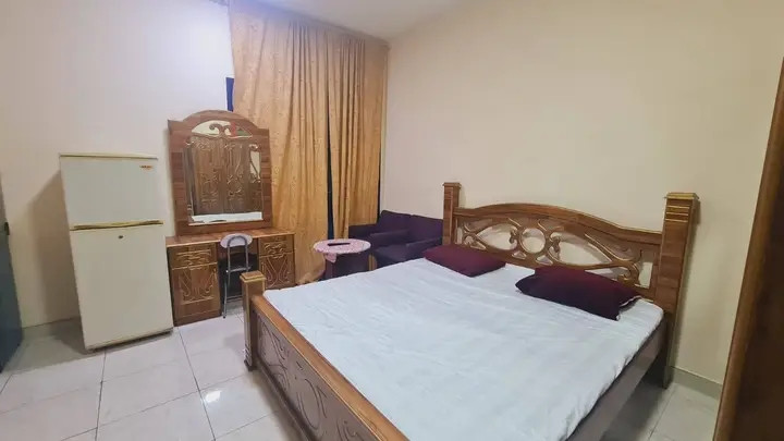 Furnished studio