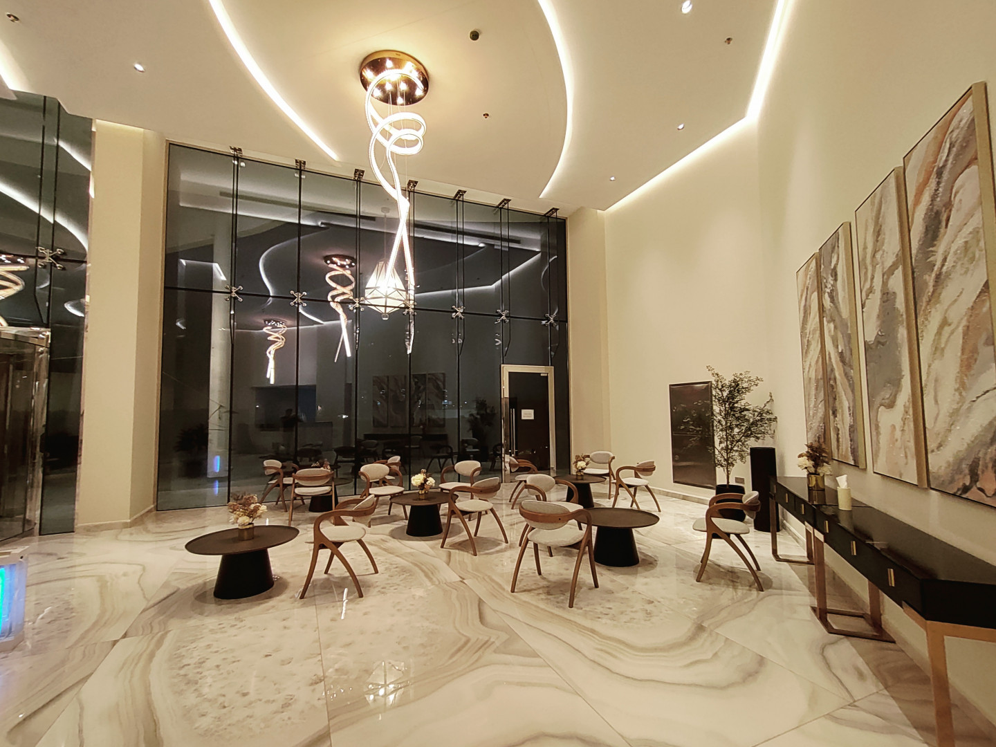 brand-new-luxury-living-in-sanabis-bd-500111778746684.jpg