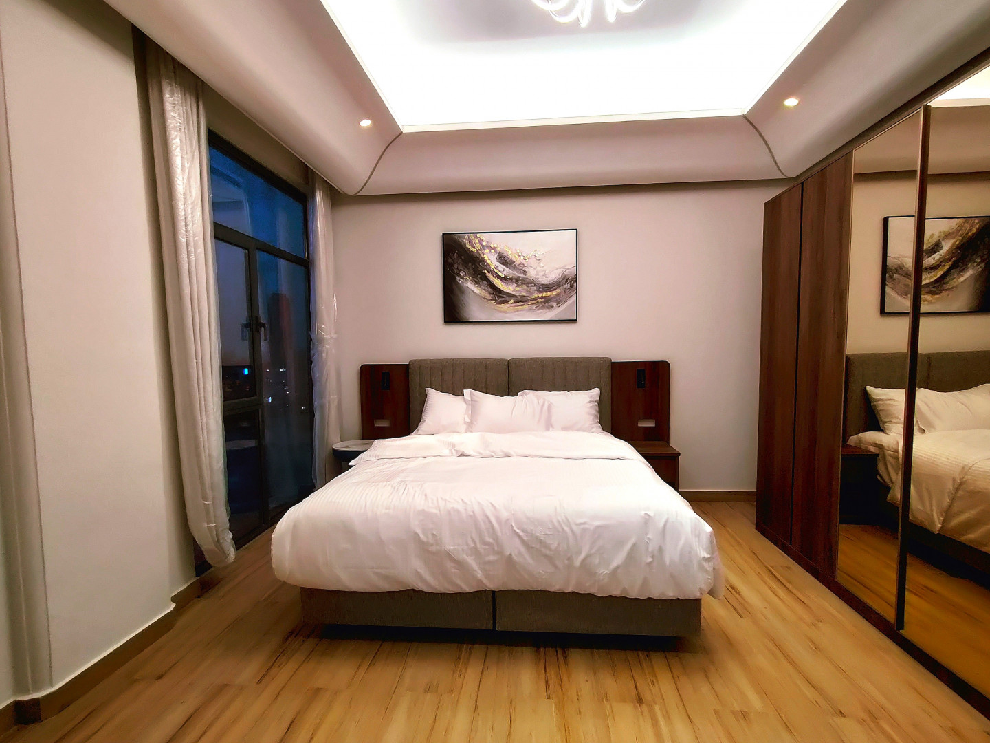Brand New Luxury Living in Sanabis | BD. 500/-