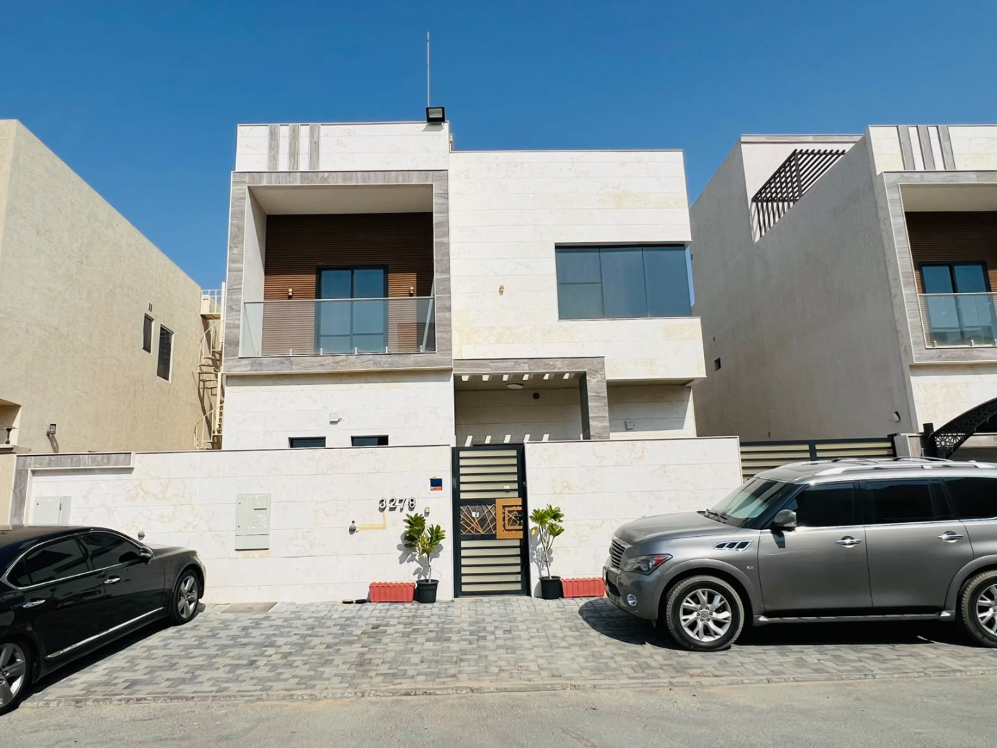 fyla-fakhr-bmntk-alyasmyn01791892120.jpg