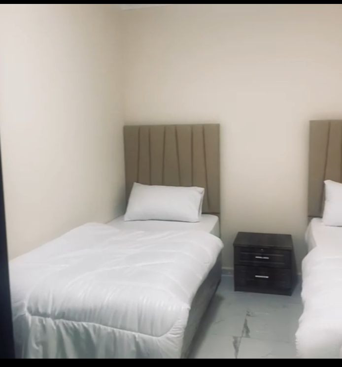 Private room for girls only