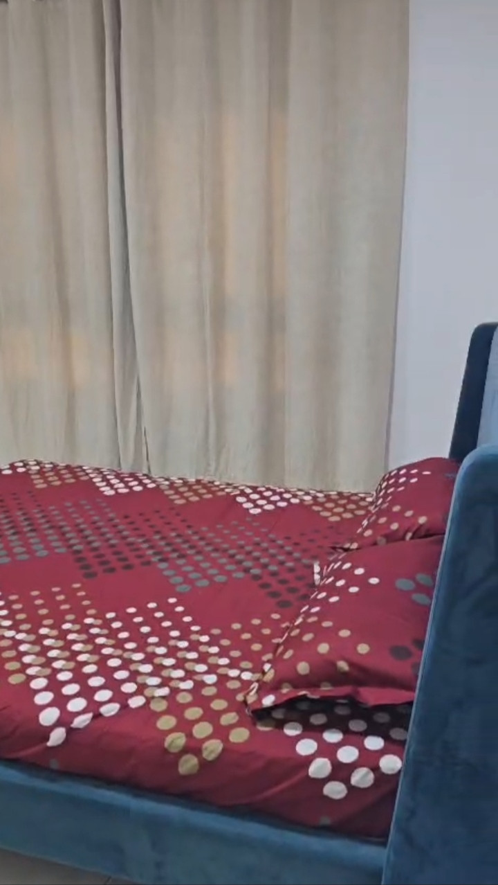 One bedroom and living room, clean furnishings, family building