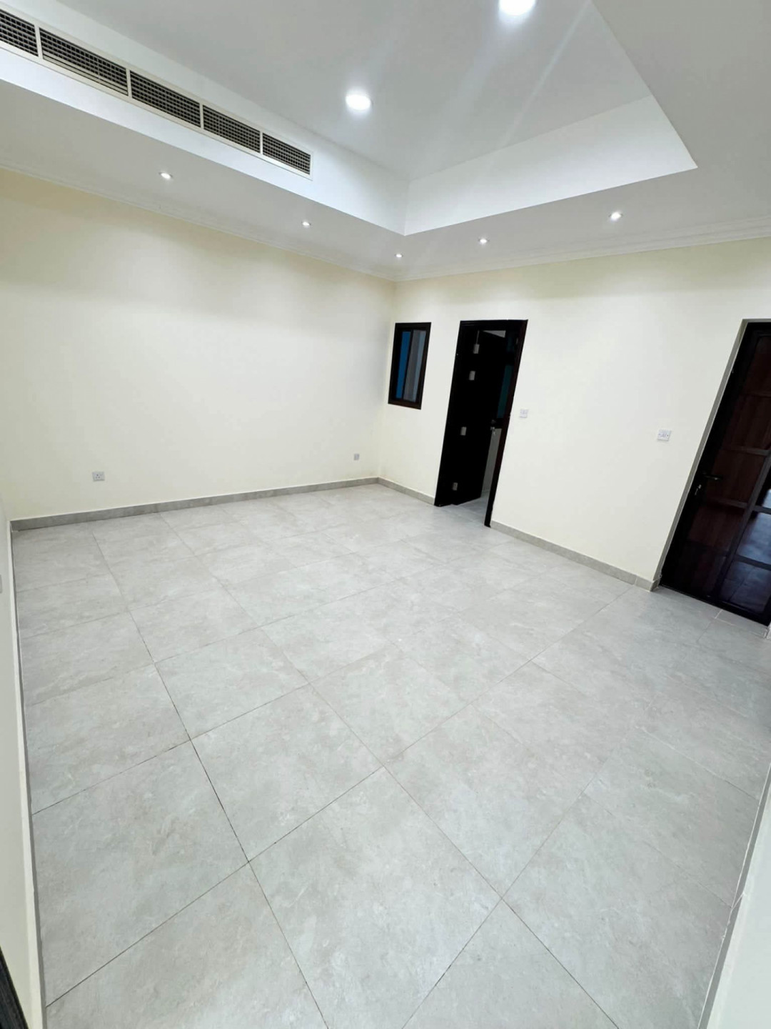 One bedroom and living room, ground floor, in Al Duhail