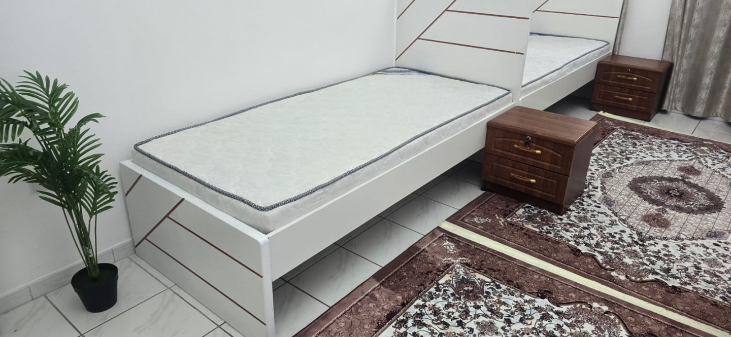 Quadruple master room