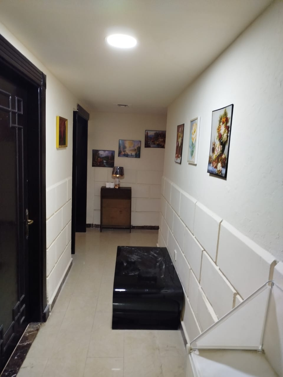 Triple room including internet, gym, and refrigerator