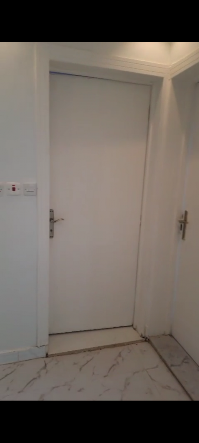 Al-Aqiq neighborhood, one room and a hall