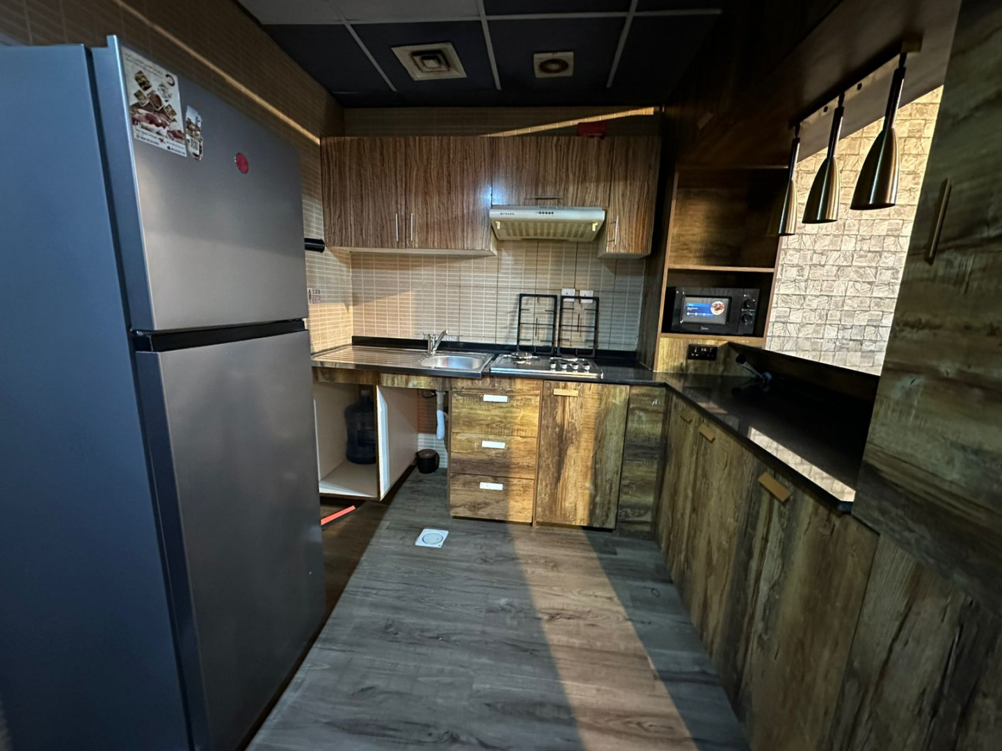 One bedroom and living room apartment for annual rent in City Towers