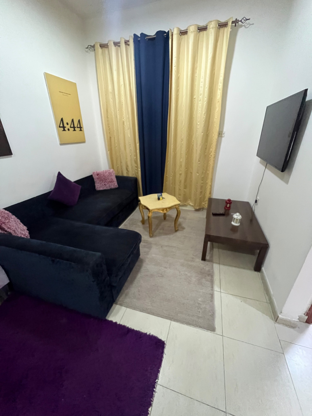 Two rooms and a living room for rent, second tenant