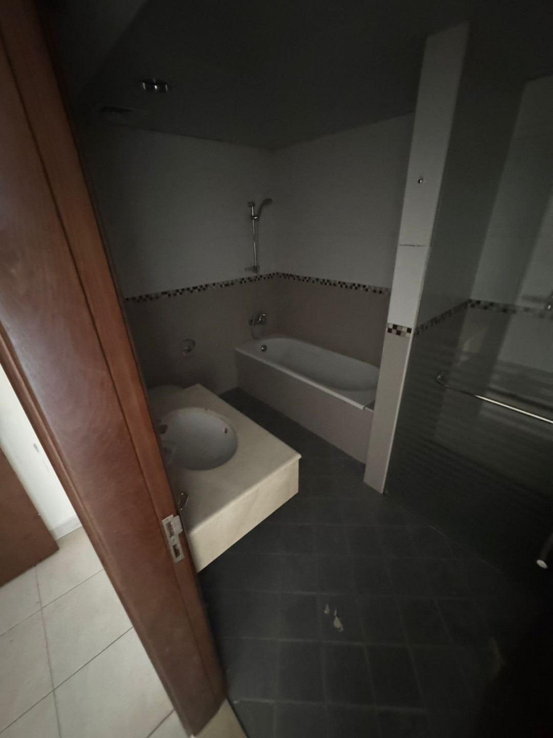 Luxury 3BR + Maid Room for Annual Rent | Direct Sea View | Free AC | Gym Pool Parking | Al Mamzar | Waterfront Living | Ready to Move