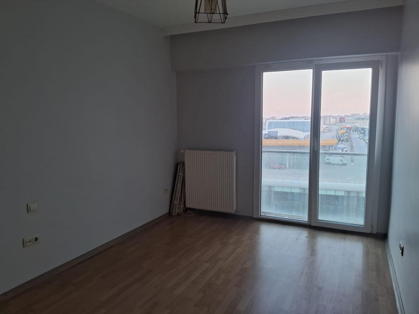 Empty one-bedroom apartment