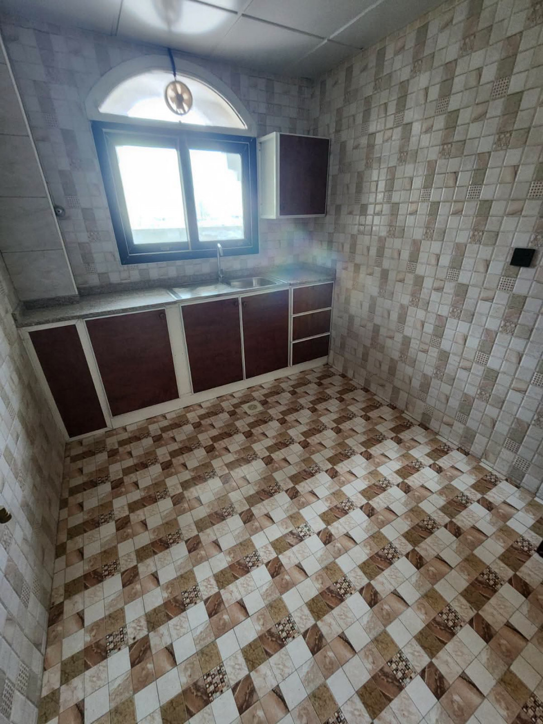 Apartment in Al Butinah