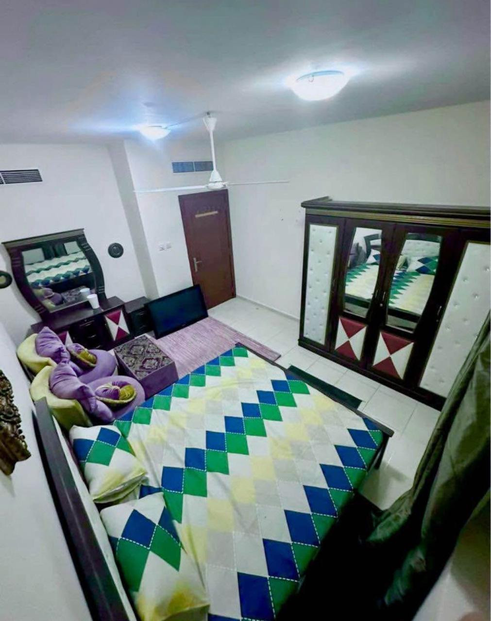 Two-bedroom apartment with a living room for rent, furnished