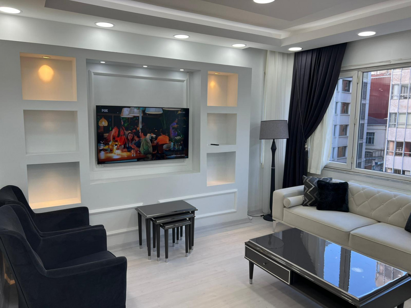 Two-bedroom apartment with a living room for monthly rent