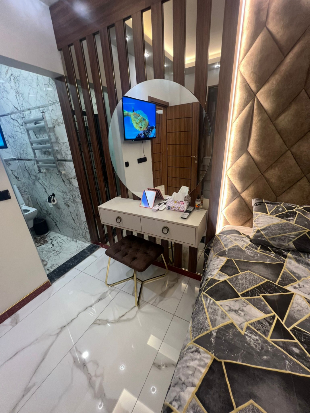 shk-ghrftyn-osalh-ysag81787933139.jpg