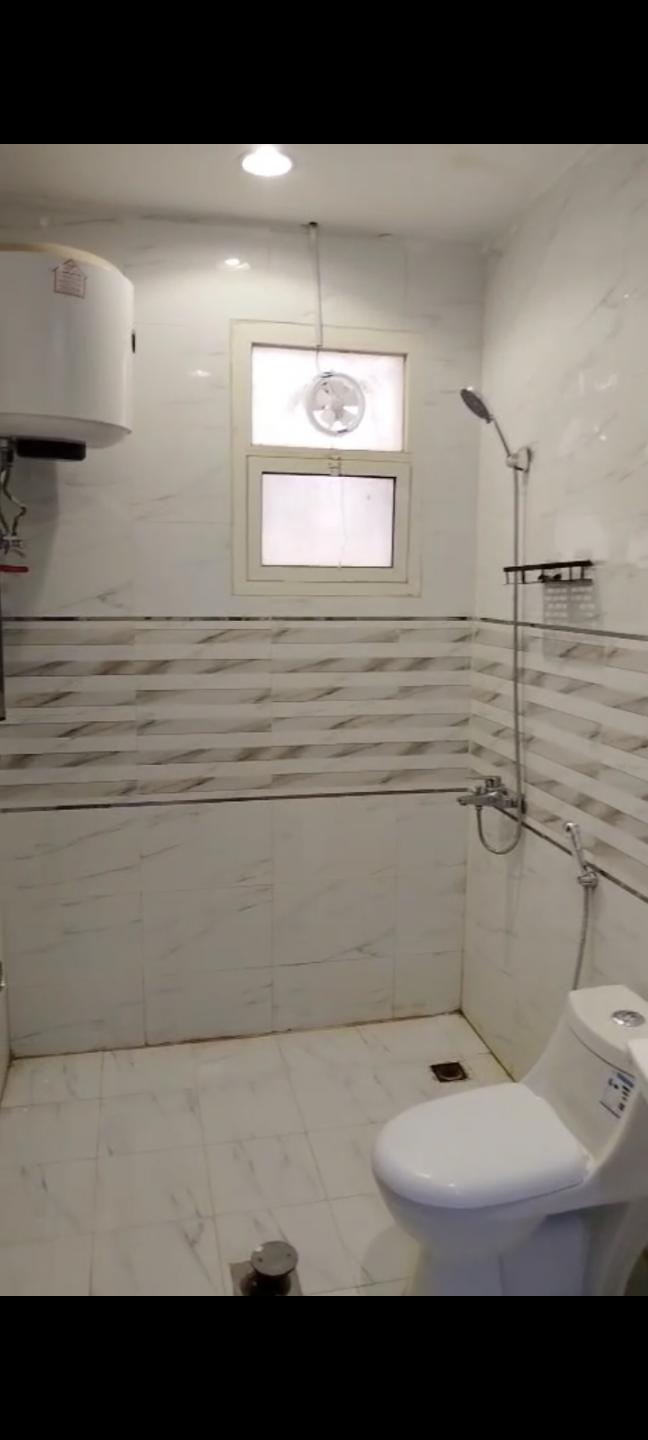 Large fully serviced apartment in cooperation