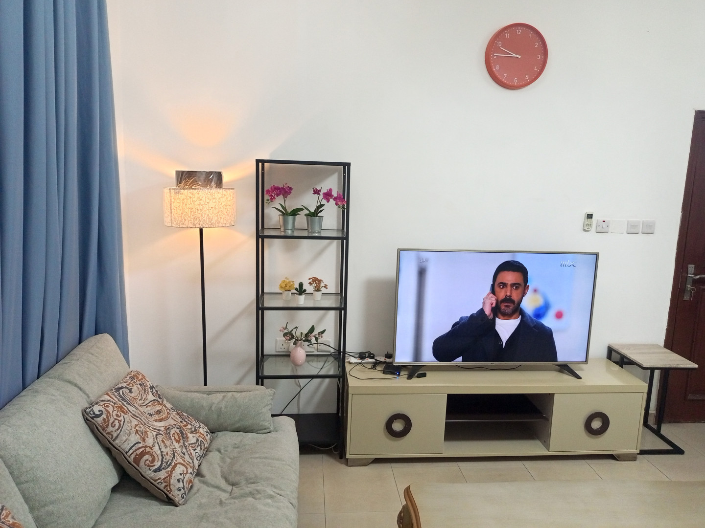 Fully furnished flat for monthly rent