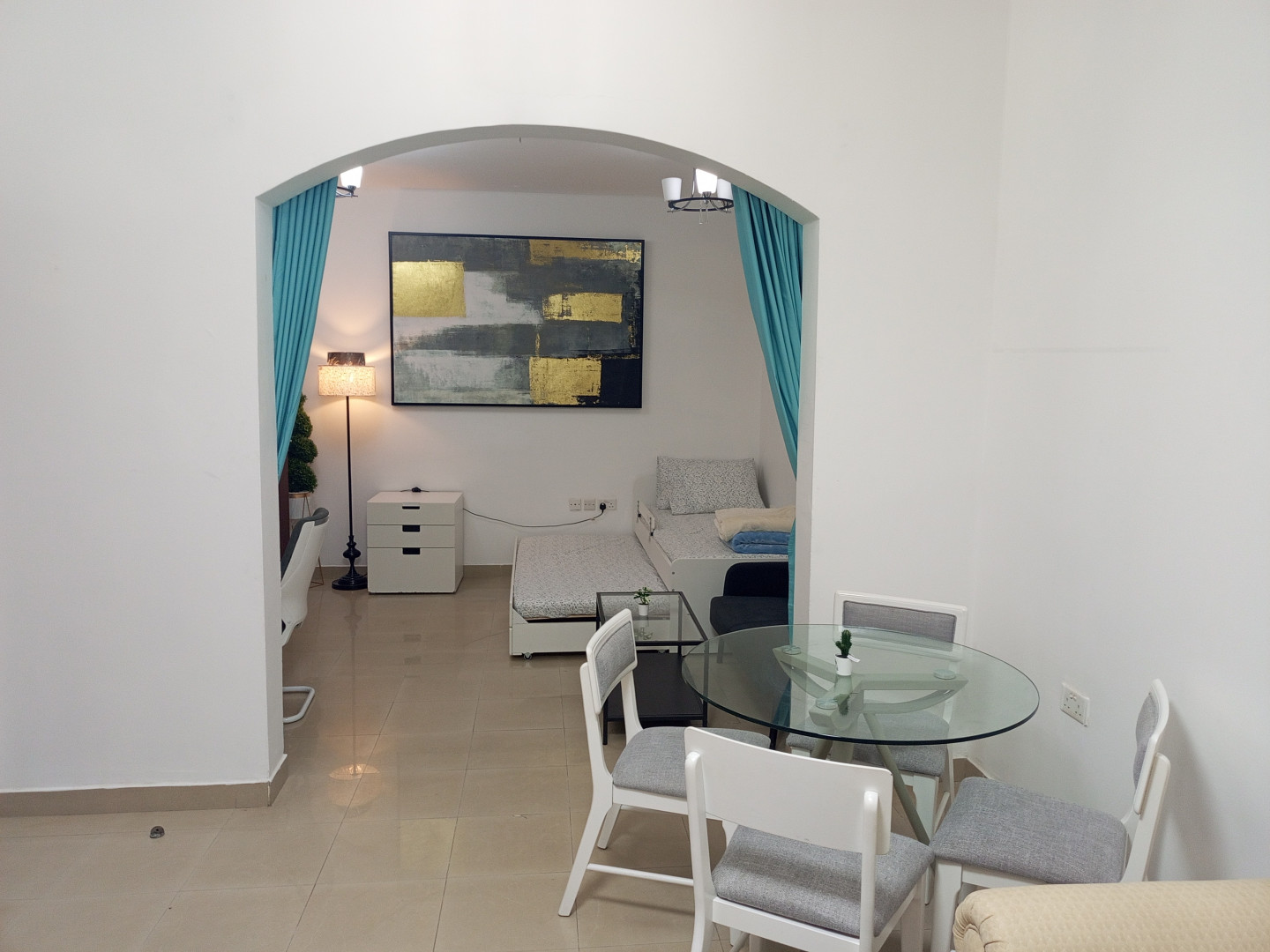 Fully furnished flat for rent