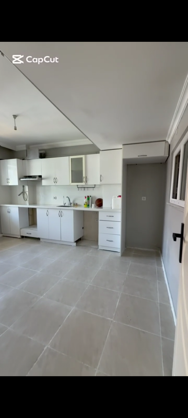 Very spacious apartment in Esenyurt