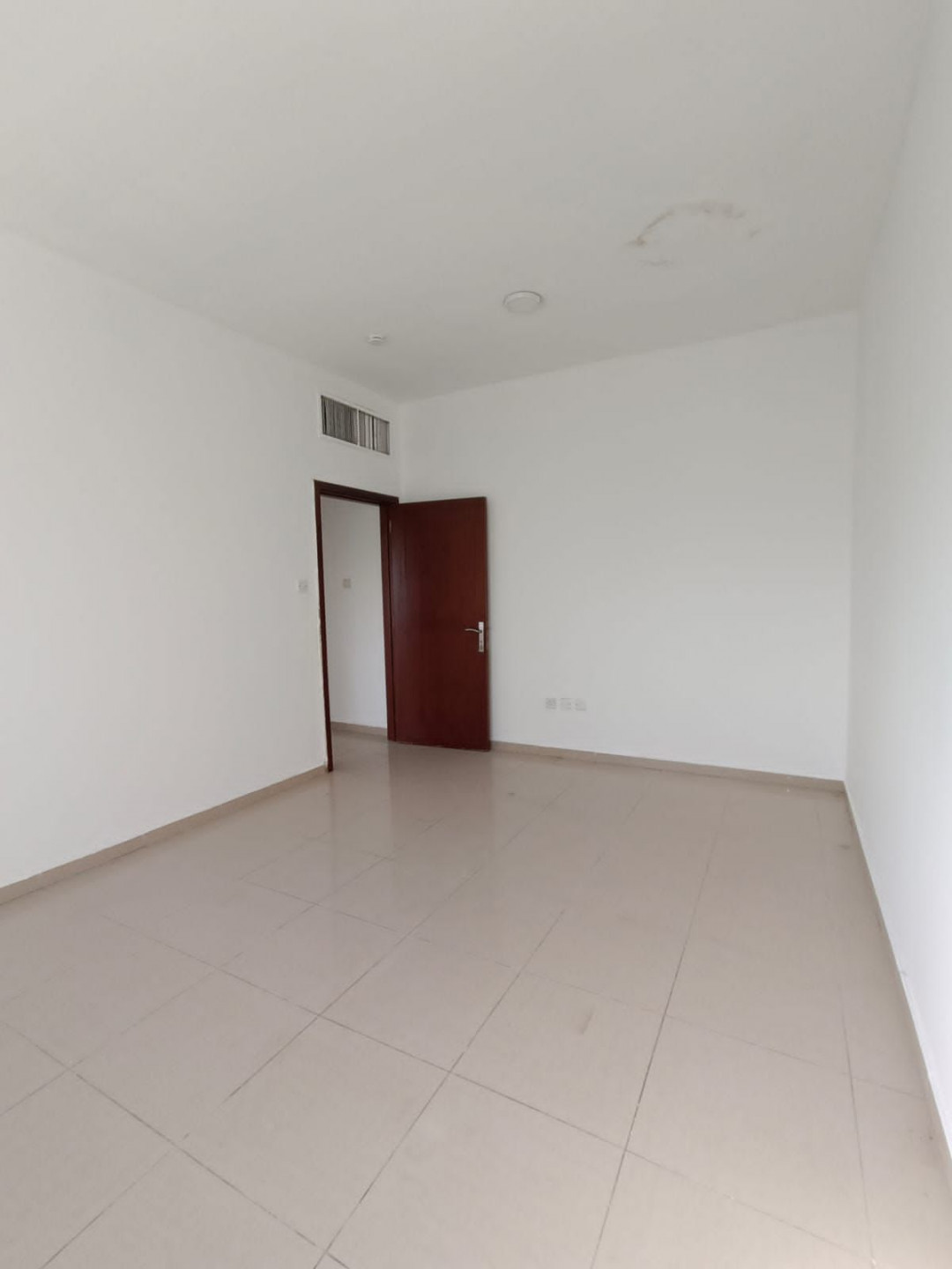Apartment in Al Majaz 2
