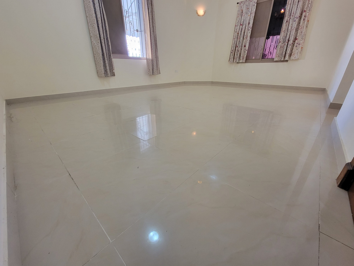 Apartment for rent in Janabiyah